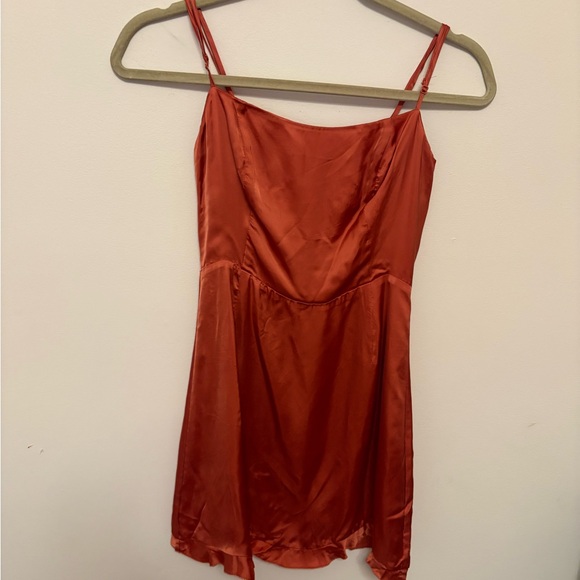 Wilfred Dresses & Skirts - Wilfred Aritzia Only Mini Dress - Rust Copper 100% Cupro Smocked Back - Size 00